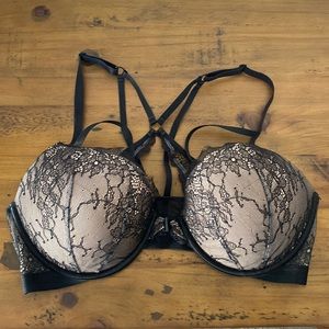 VICTORIAS SECRET very sexy push-up